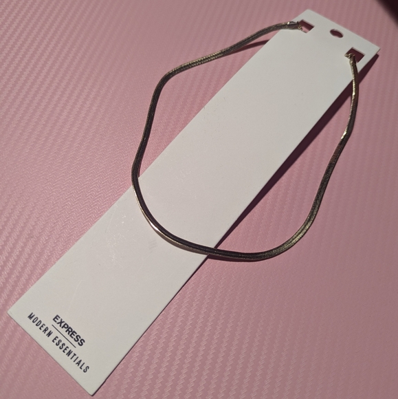 Express Modern Essentials Gold Necklack - Picture 1 of 3